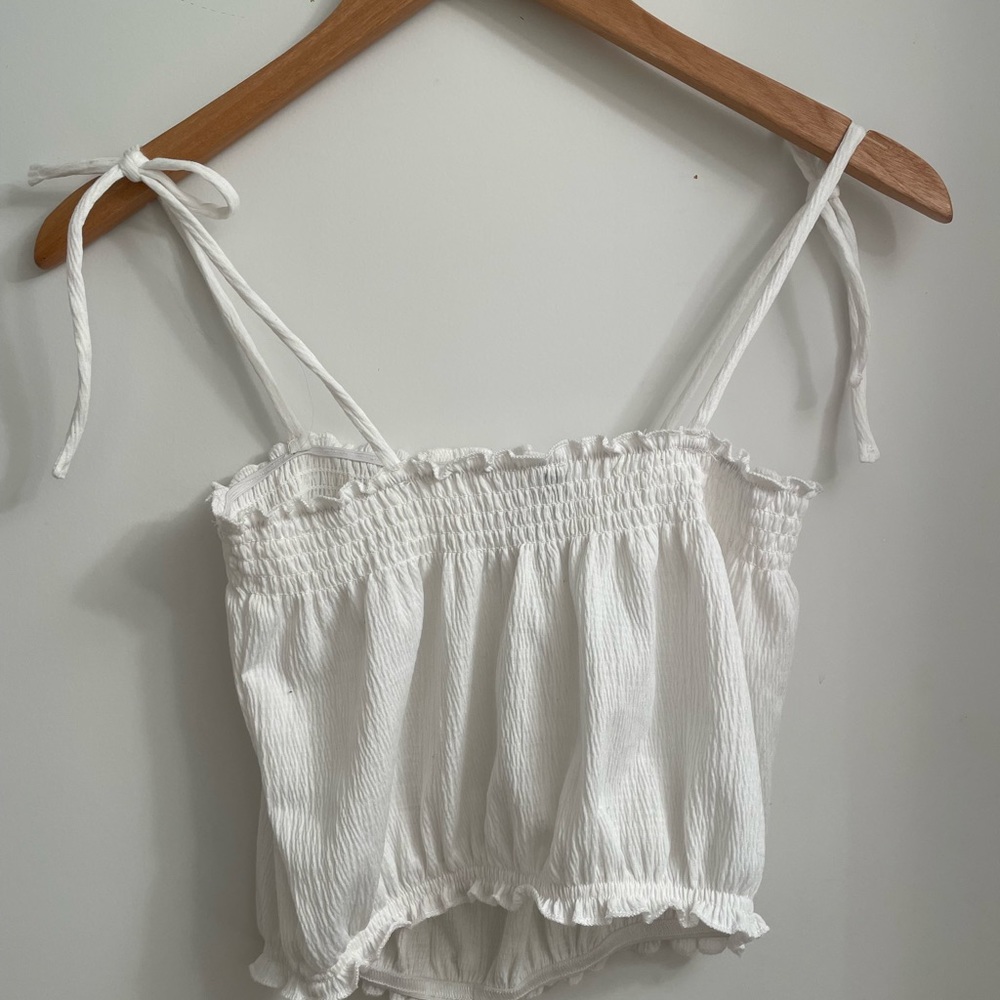 H&M cropped white tank - Picture 5 of 5